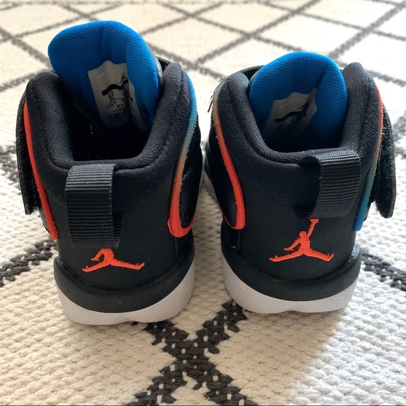 NWOT Jordan pro strong toddler 5c - Picture 3 of 7